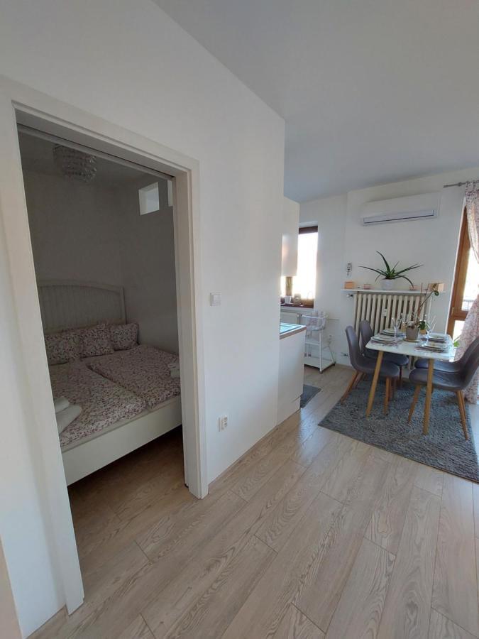Emily Apartment Košice Buitenkant foto