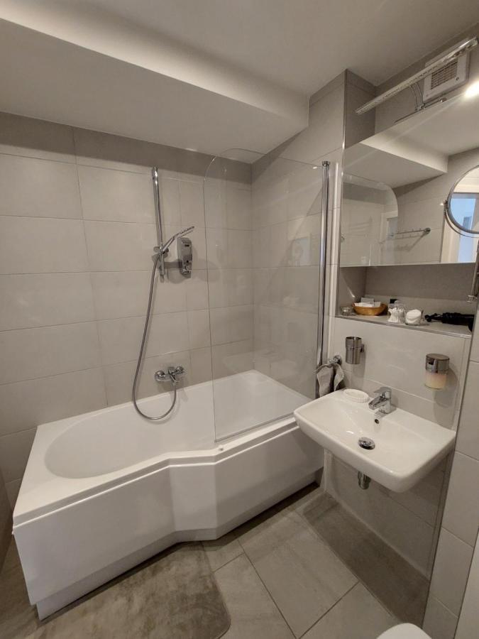 Emily Apartment Košice Buitenkant foto