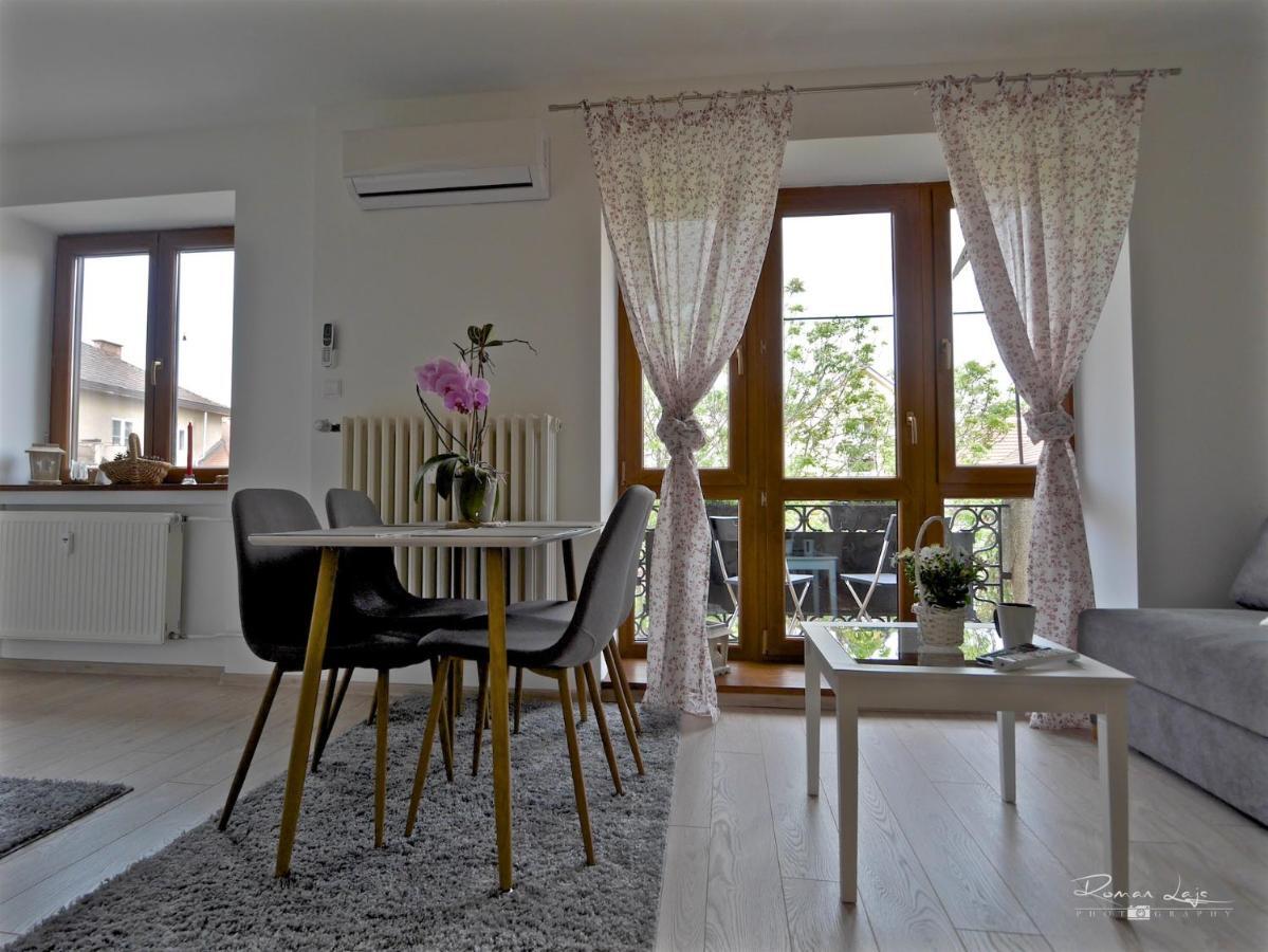 Emily Apartment Košice Buitenkant foto